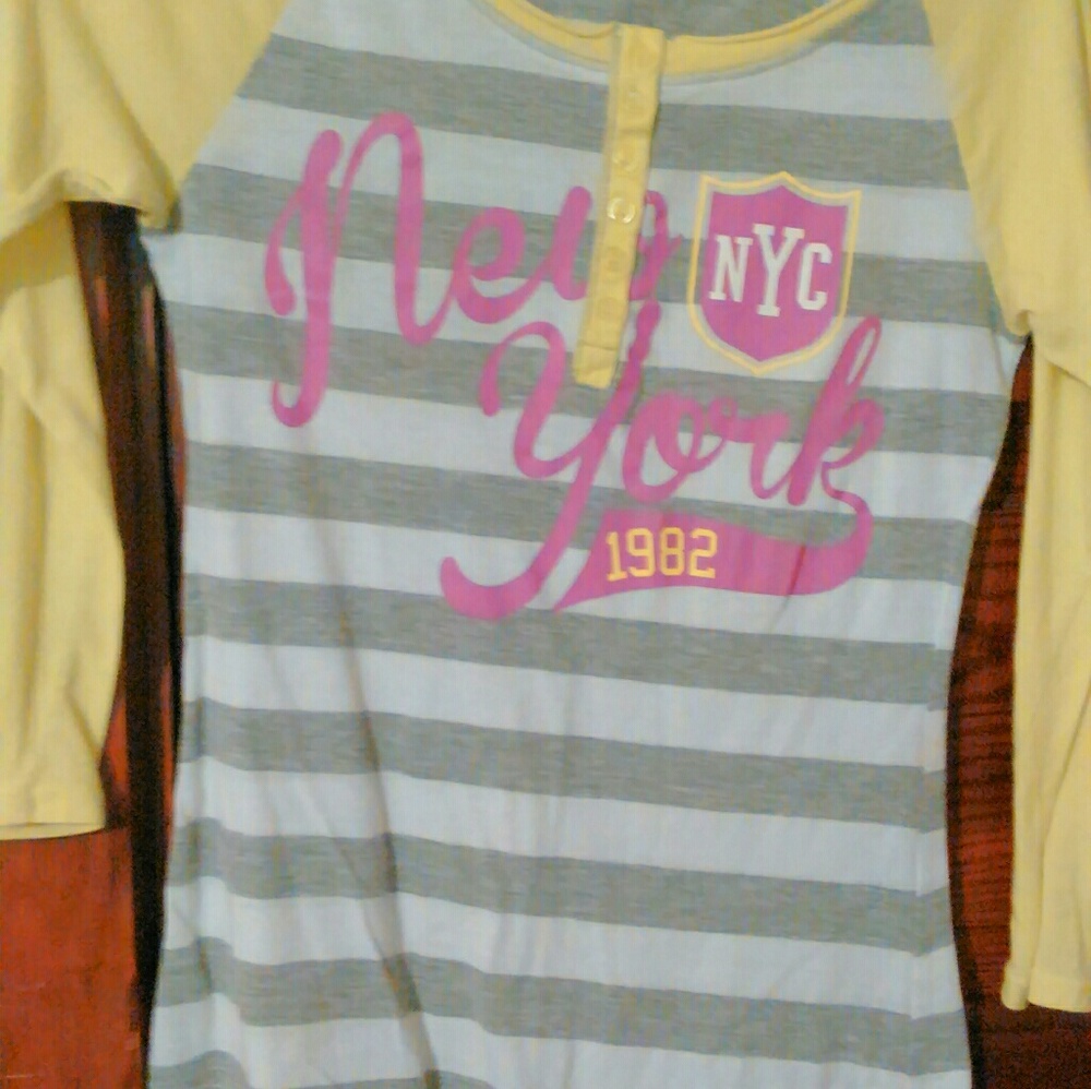 Long sleeve t