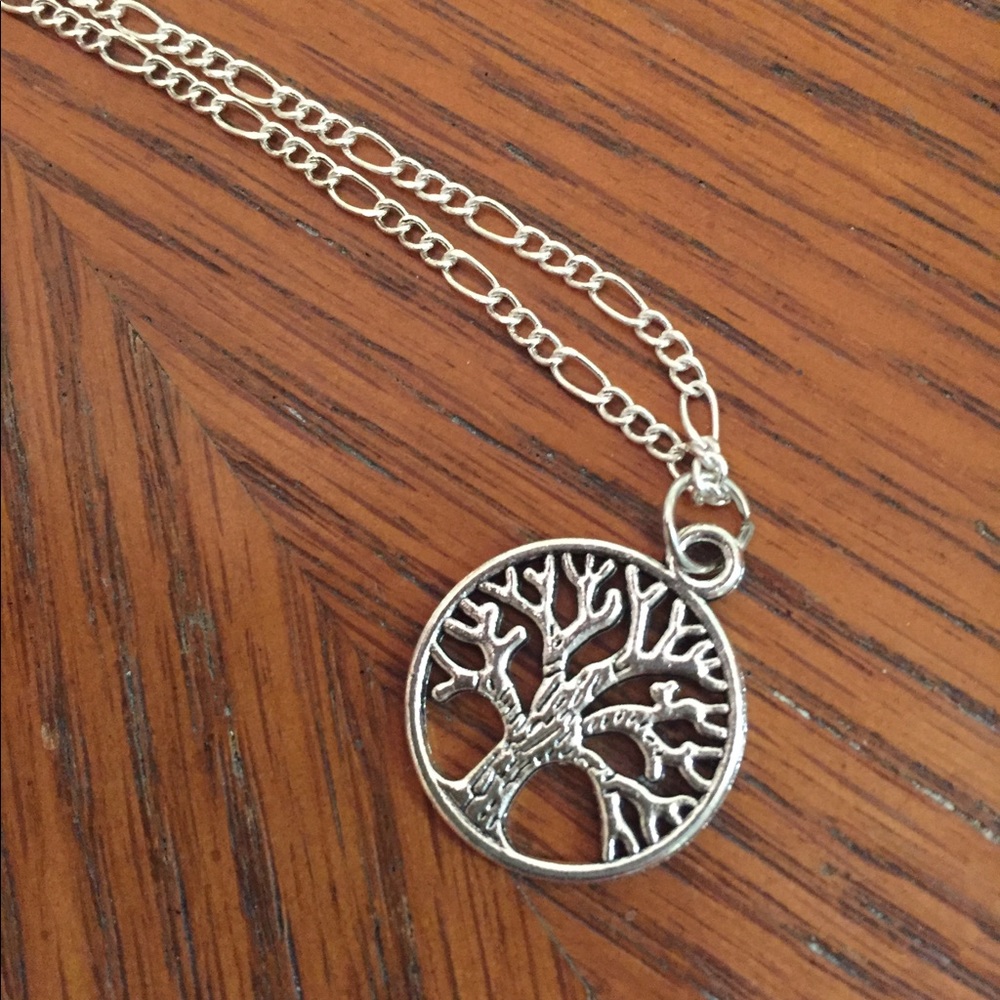 NWT STERLING SILVER TREE NECKLACE