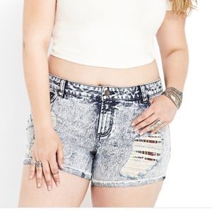 Forever21 plus size acid wash denim shorts