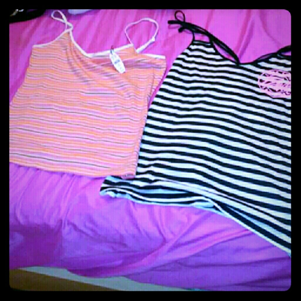 Nwt  Victoria's secret tanks