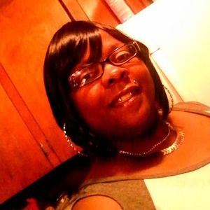 Meet your Posher, Toya