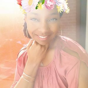 Meet your Posher, Traci