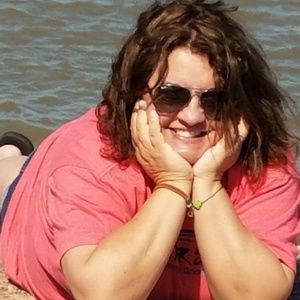 Meet your Posher, Mayra