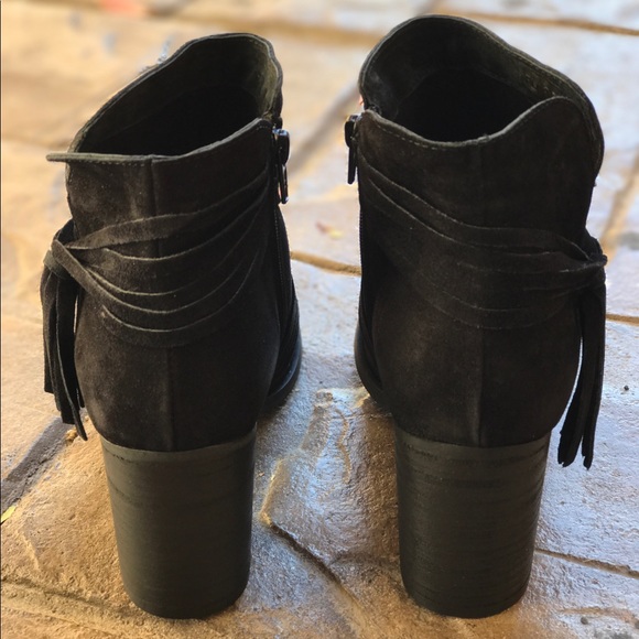 Black Crisscross Tassel Fringe Suede Booties - Picture 3 of 7