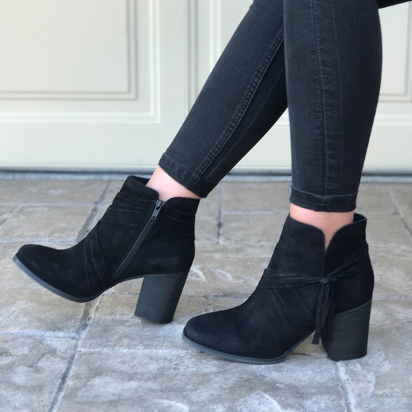 Black Crisscross Tassel Fringe Suede Booties - Picture 2 of 7