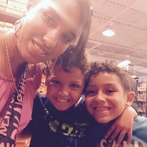 Meet your Posher, Kendra