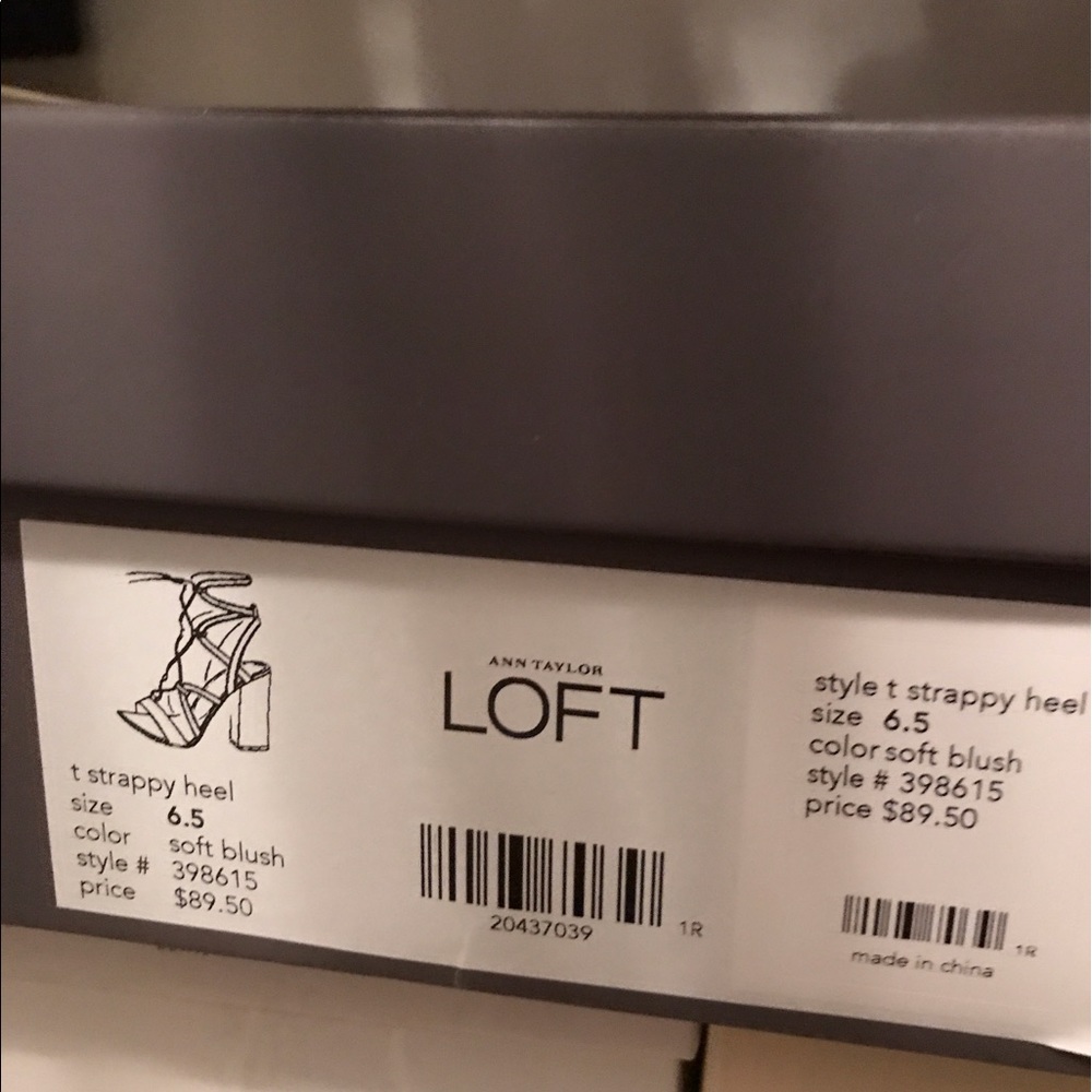 LOFT STRAPPY HEELS SIZE 6.5