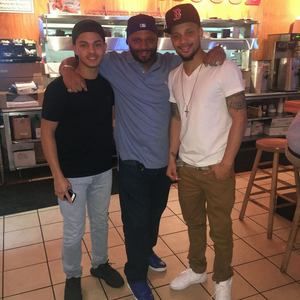 Meet your Posher, Dee