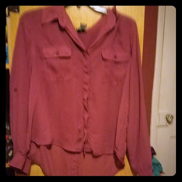 Button up - Picture 1 of 2