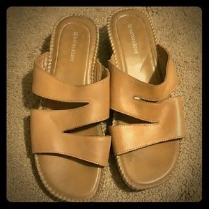Naturalizer wedges size
