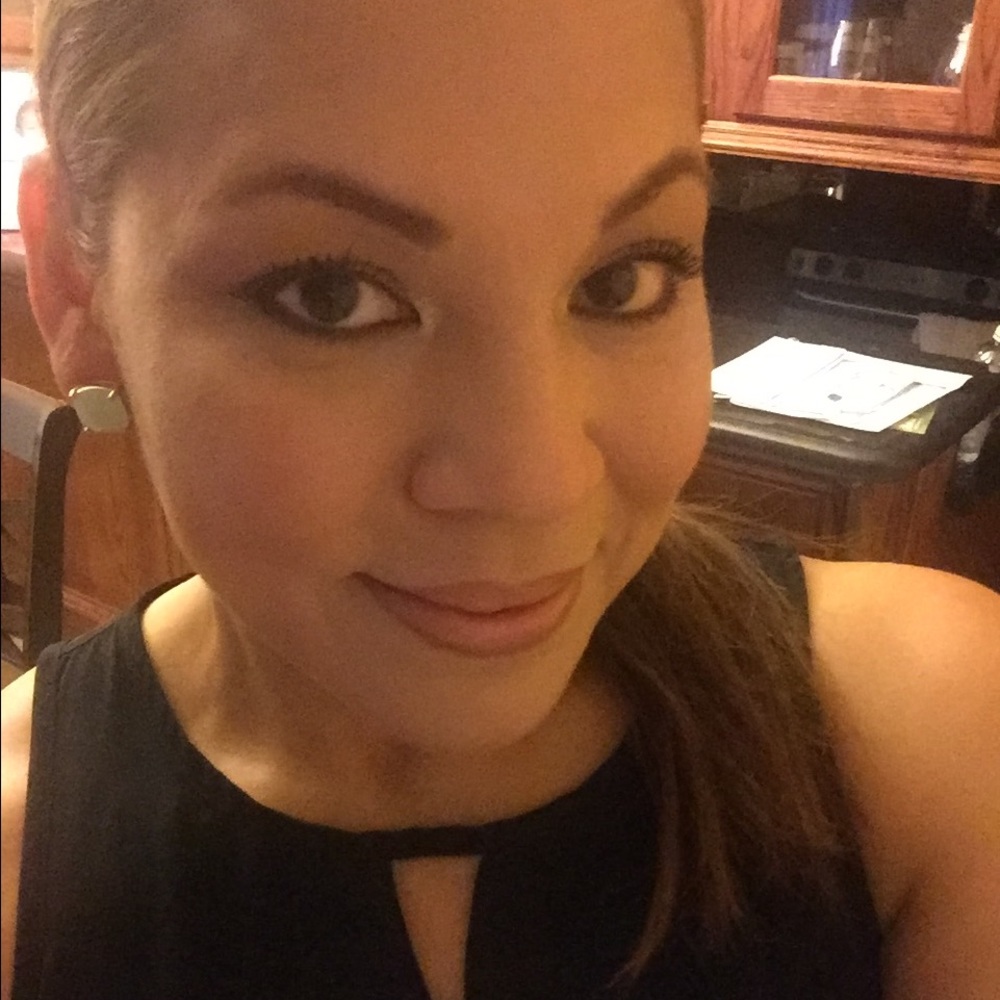 Meet your Posher, Maria