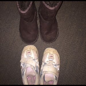Lot of 2 toddler shoes/ boots