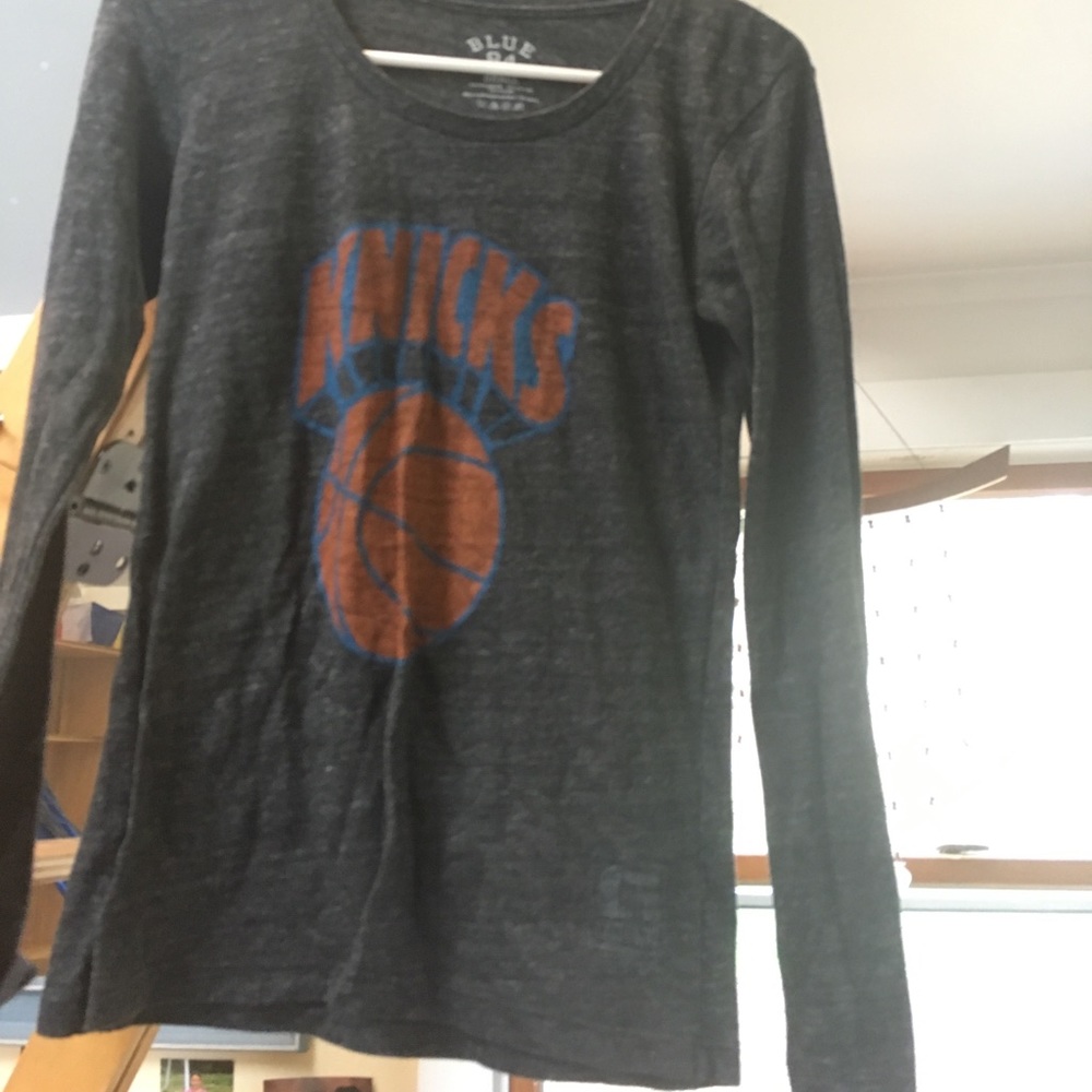 Knicks long sleeve tee