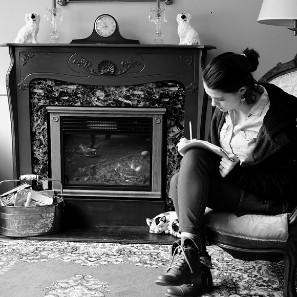 Meet your Posher, Rebekah - Picture 1 of 1