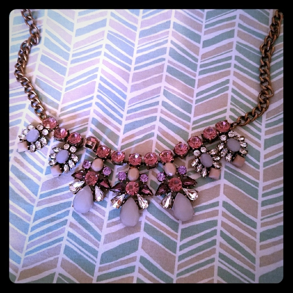 Delicate, Sparkly Necklace