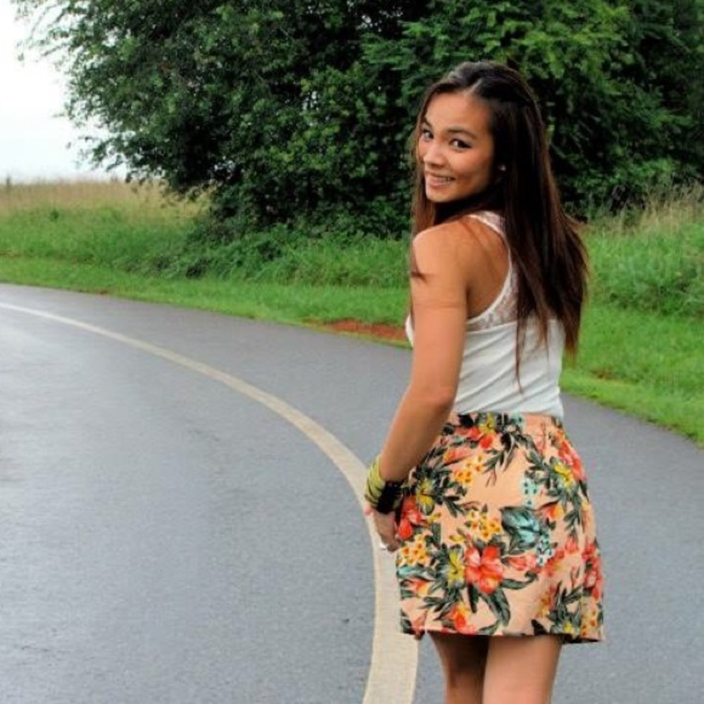 Peach floral skirt with pockets