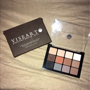 Authentic Viseart neutral palette