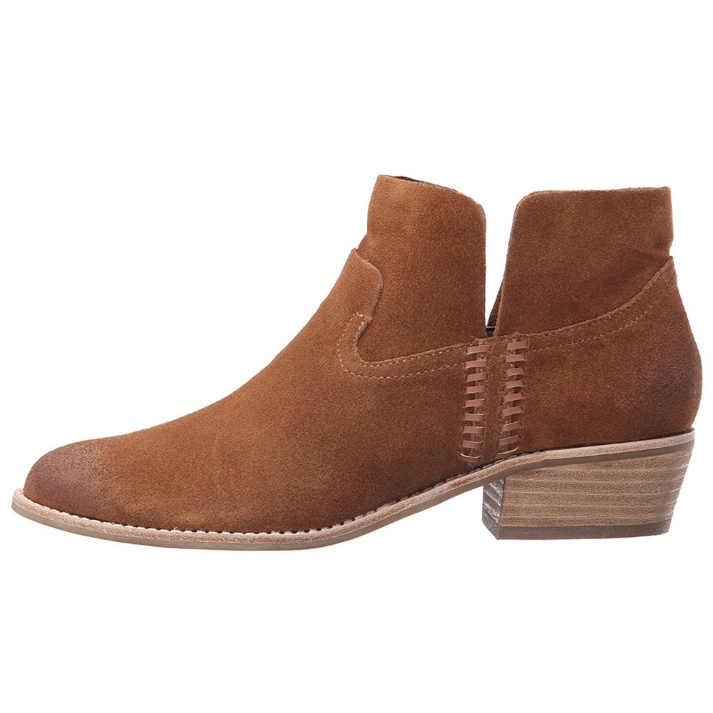 NIB Saddle Tan Distressed Butter Soft Ankle Bootie - Picture 2 of 7