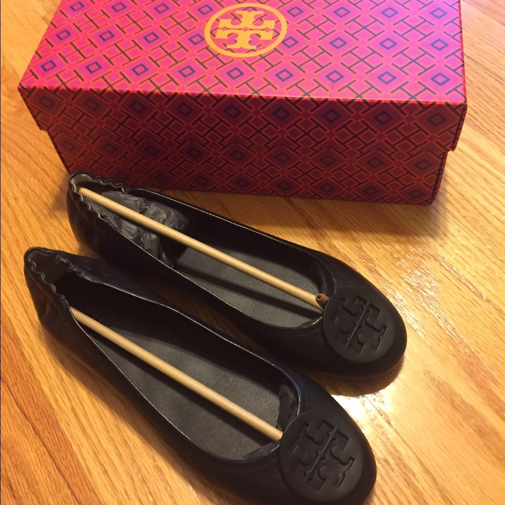 NIB Tory Burch Minnie Travel flats, size 8.5