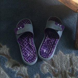 Under armor slides for women. Size 9
