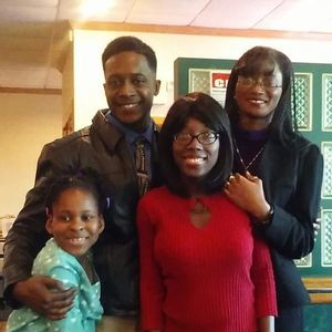 Meet your Posher, Schuyler