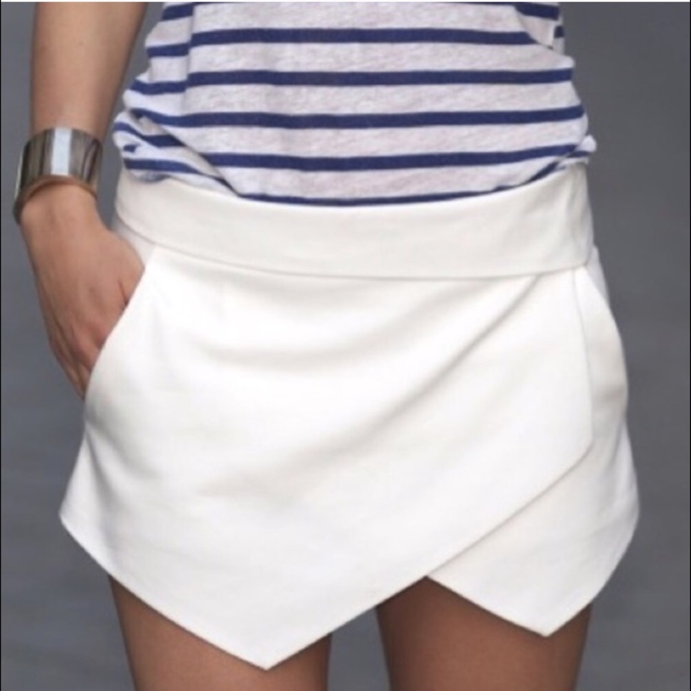White skort