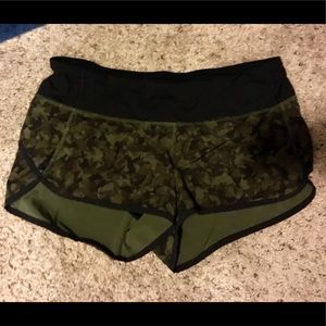 Lululemon speed shorts. EUC.