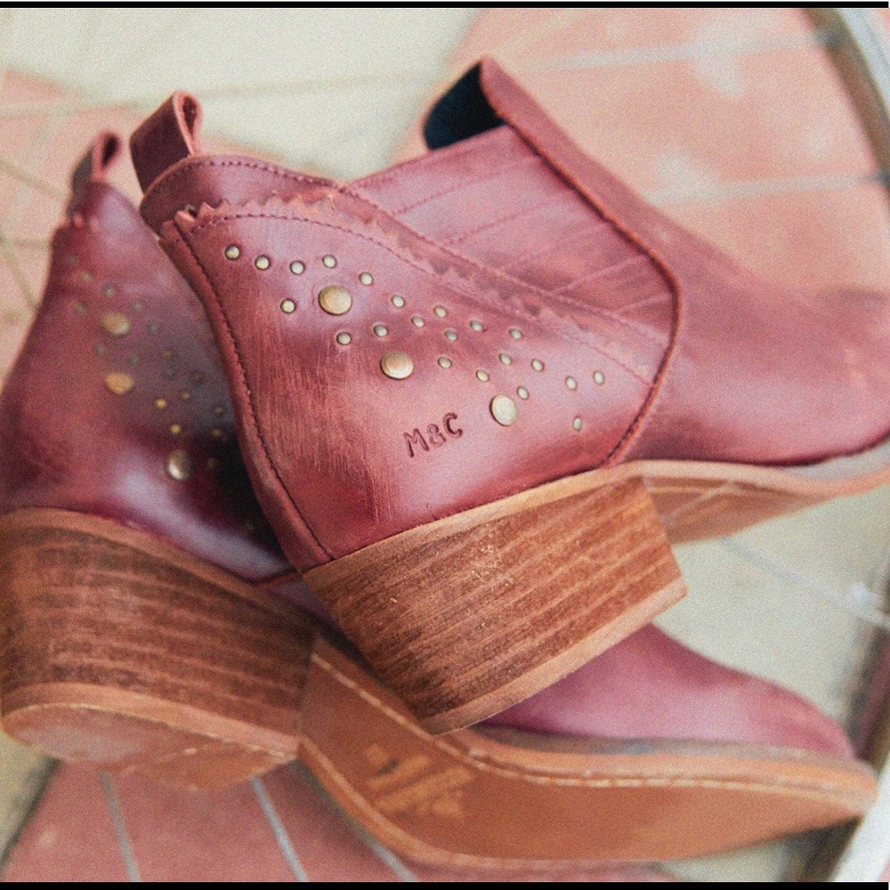 Burgundy Western Stud Distressed Leather Boot - Picture 5 of 7
