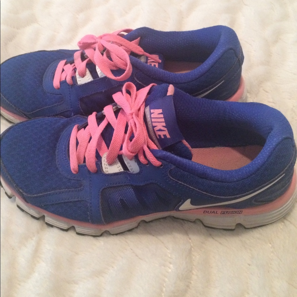 Nike women's sneakers