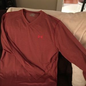 Under armour long sleeve shirt.