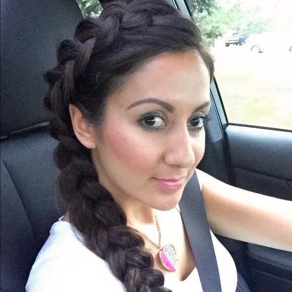 Meet your Posher, Yana - Picture 7 of 8