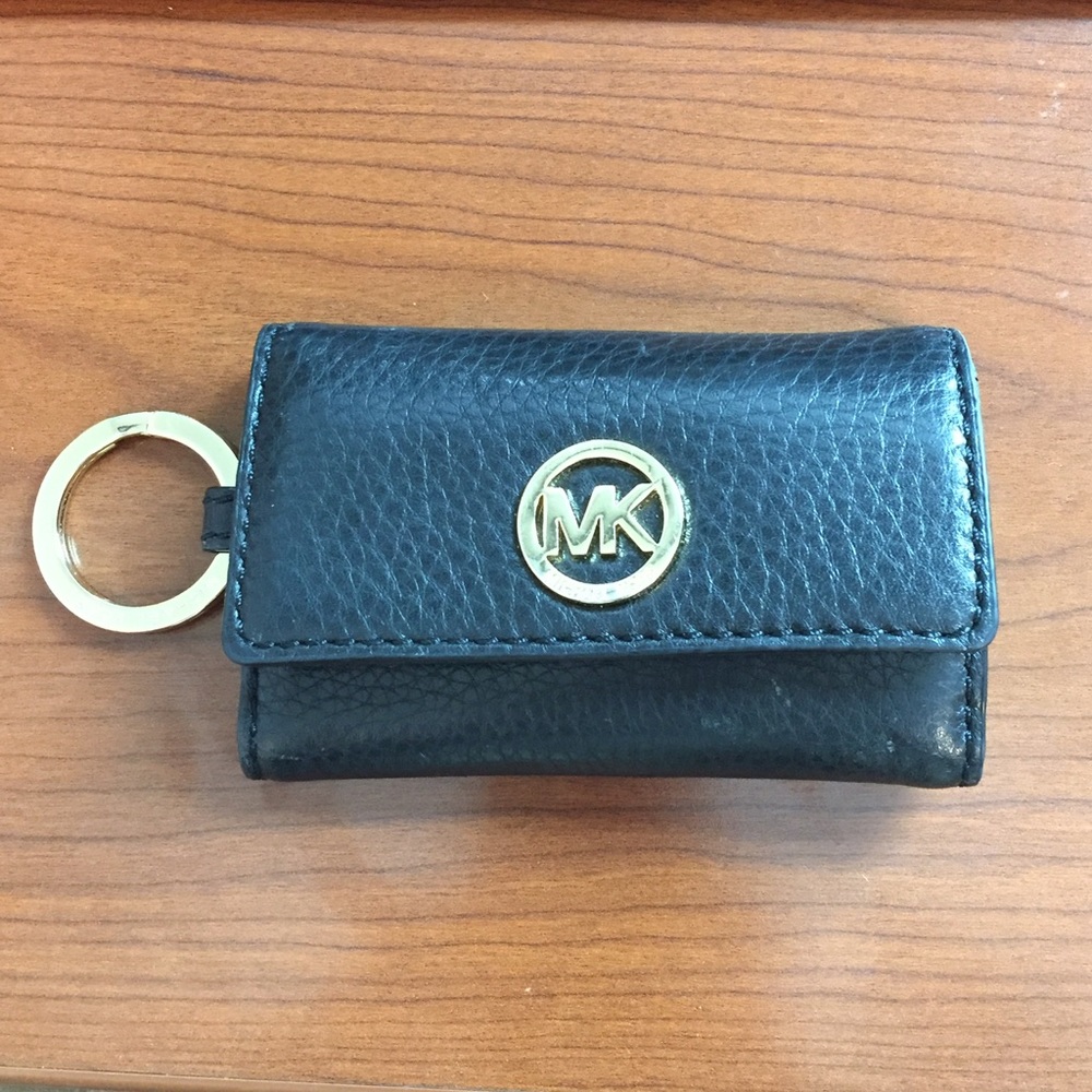 MICHAEL KORS key holder fob