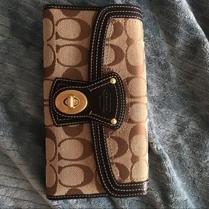 Coach Wallet Jacquard Signature C, like new.