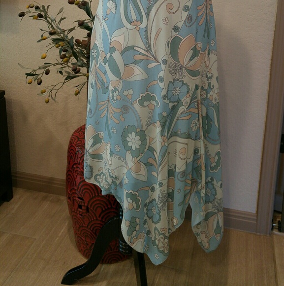 Easy Breezy Modern Dress for Summer - Picture 6 of 6