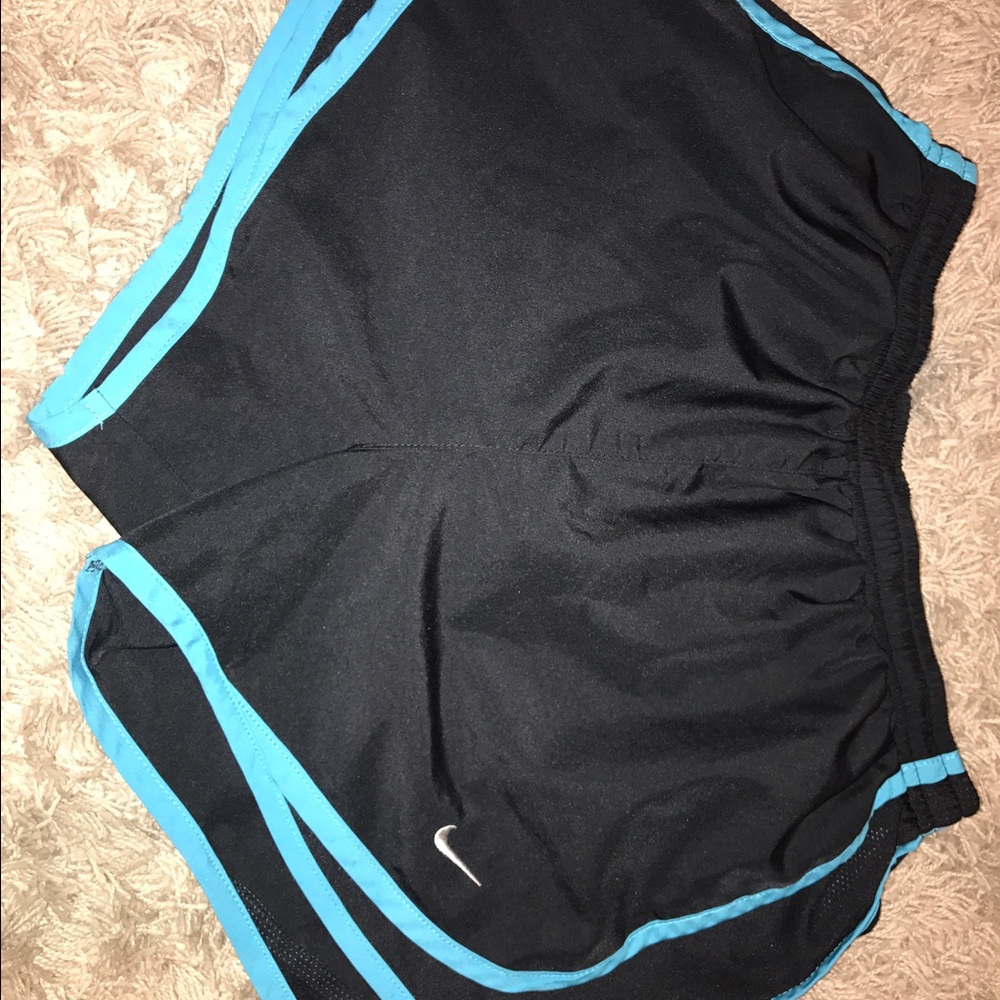 Athletic shorts