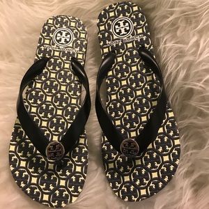 Tory burch sandals