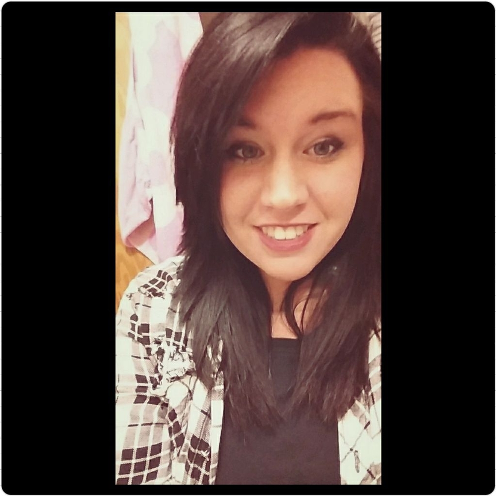 Meet your Posher, Corrina