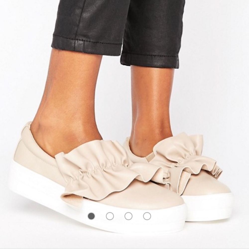 Missguided leather ruffle slip ons