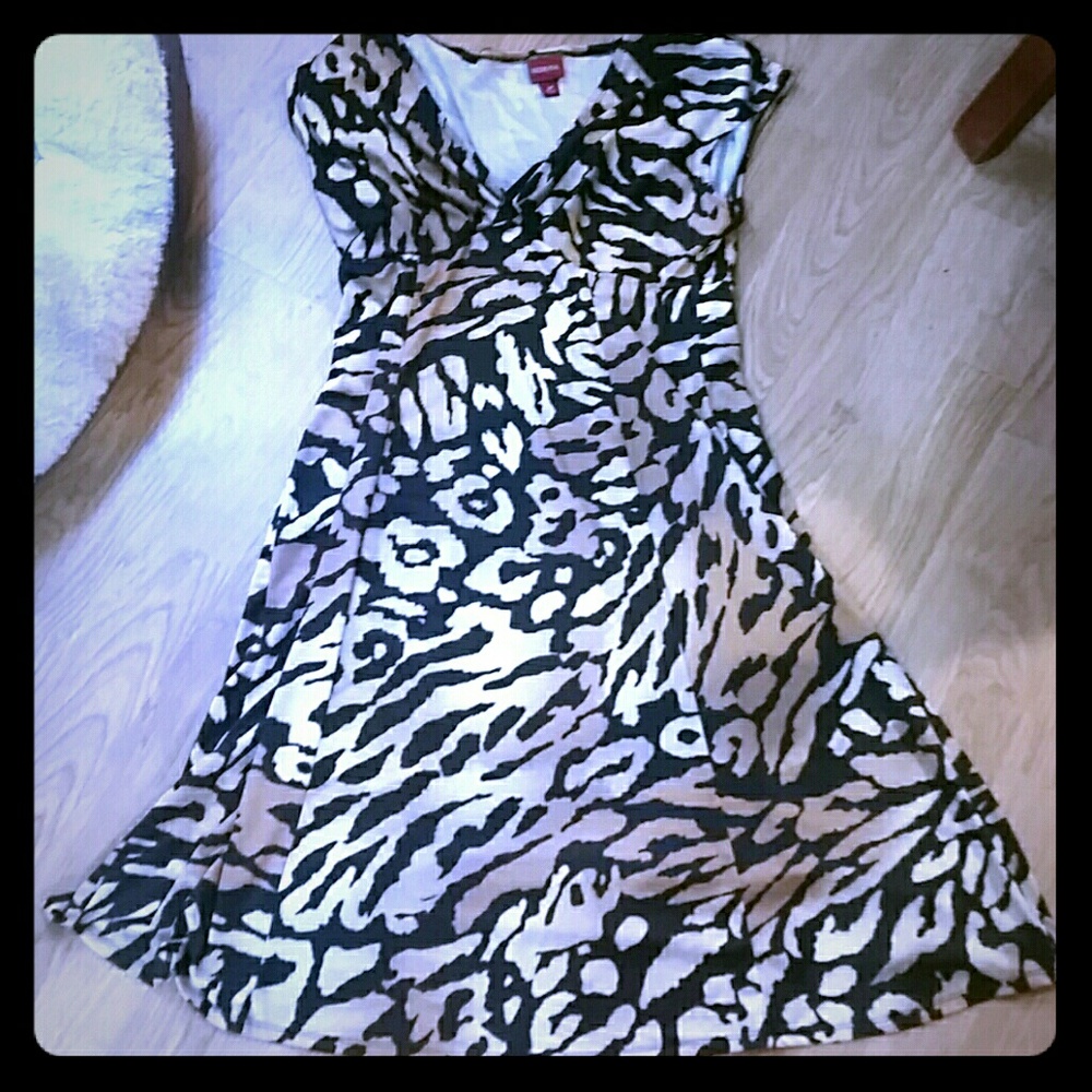 Beauitful cheatah print med dress