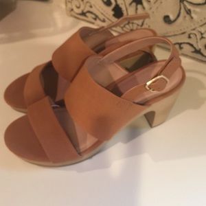 Sandal