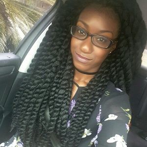 Meet your Posher, Kendra