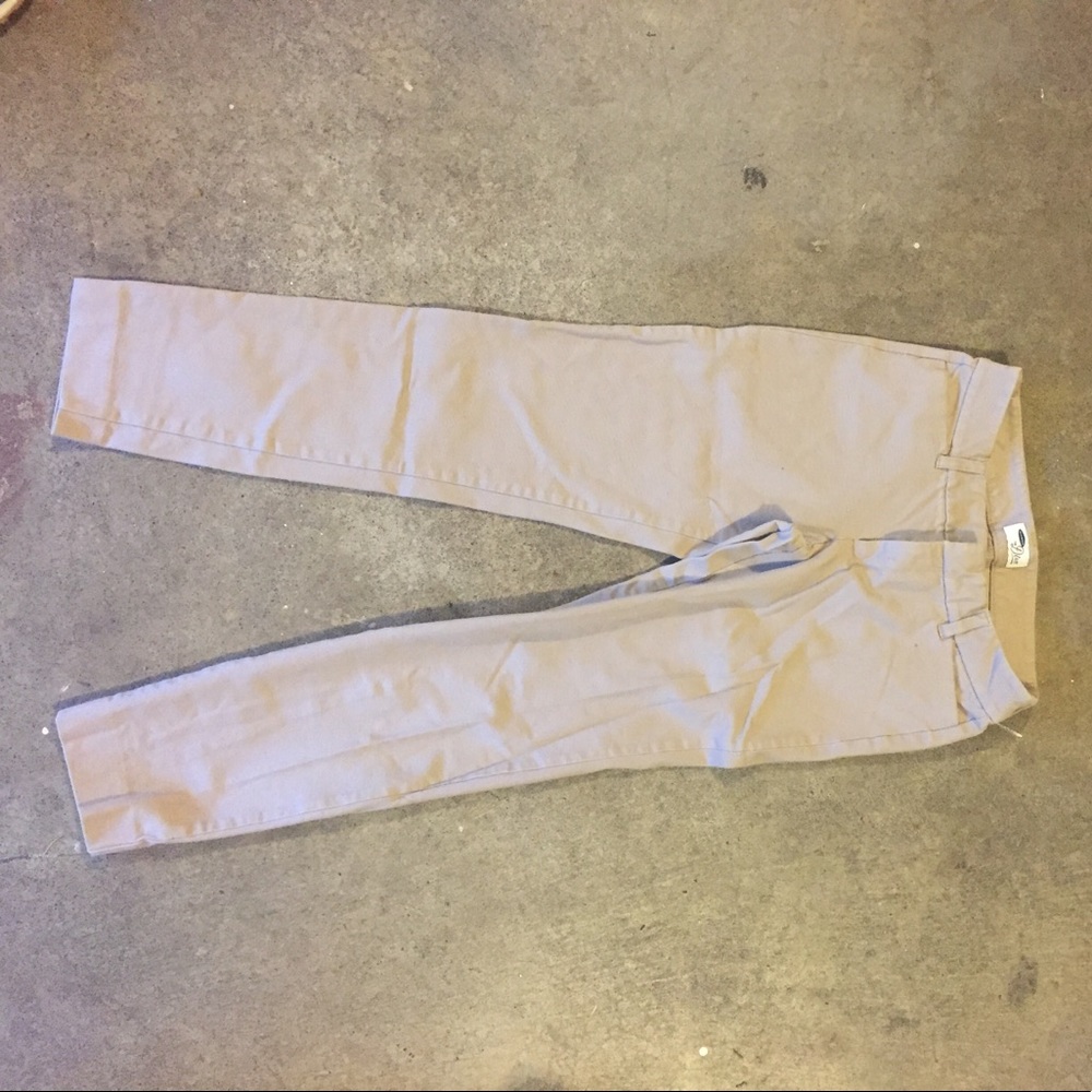 Size 4 khaki capris
