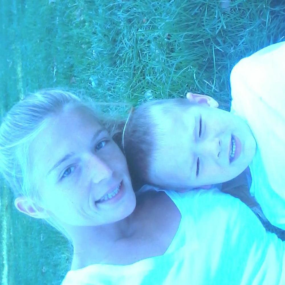 Meet your Posher, Courtney