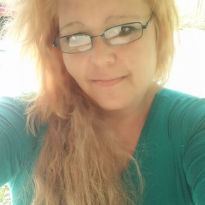 Meet your Posher, Corrine