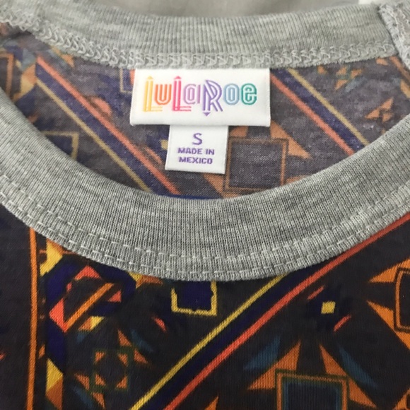 Lularoe Randy top - Picture 2 of 3