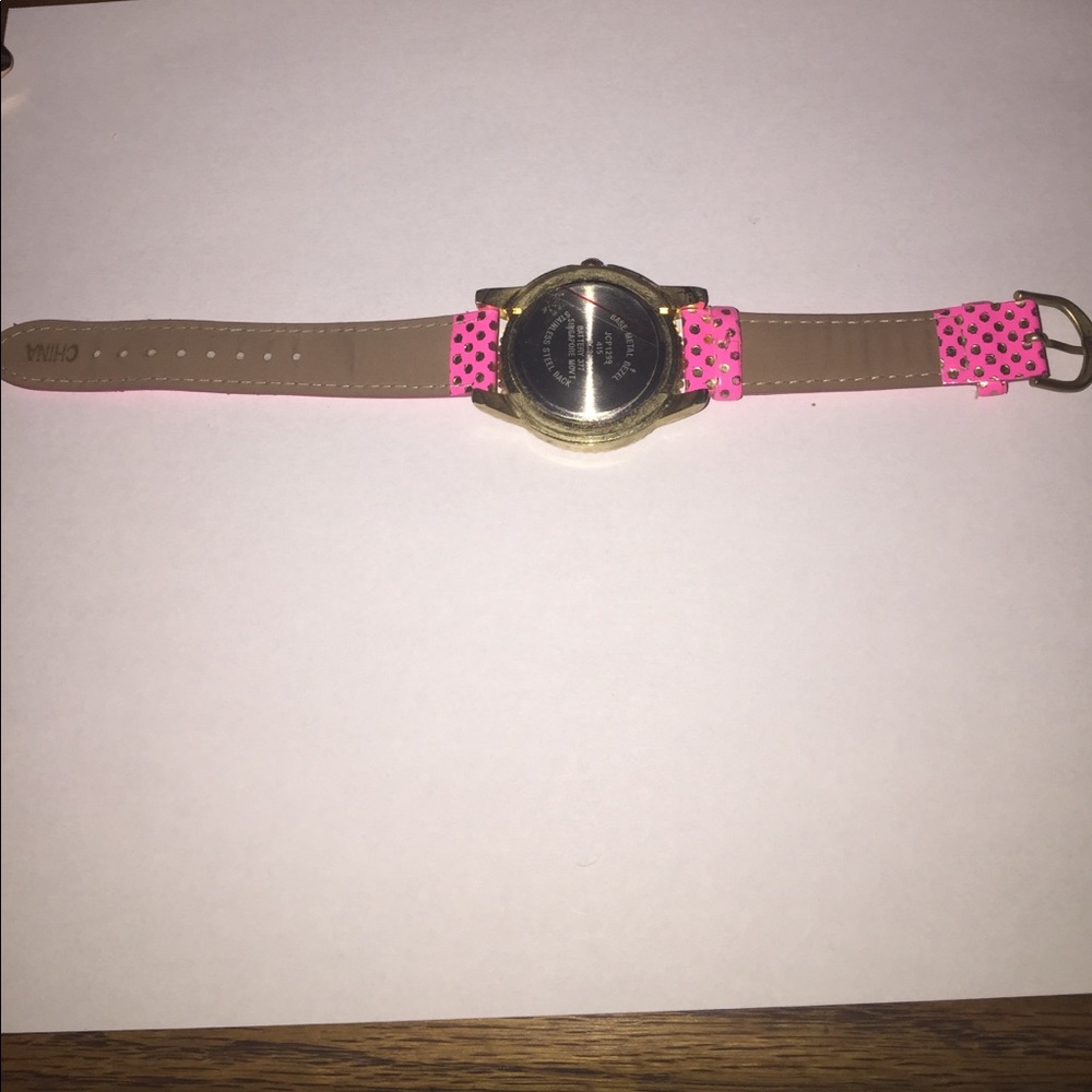 Pink and gold wrist watch💙💙💙💙💙💙💙💙💙💙💙💙 - Picture 3 of 3