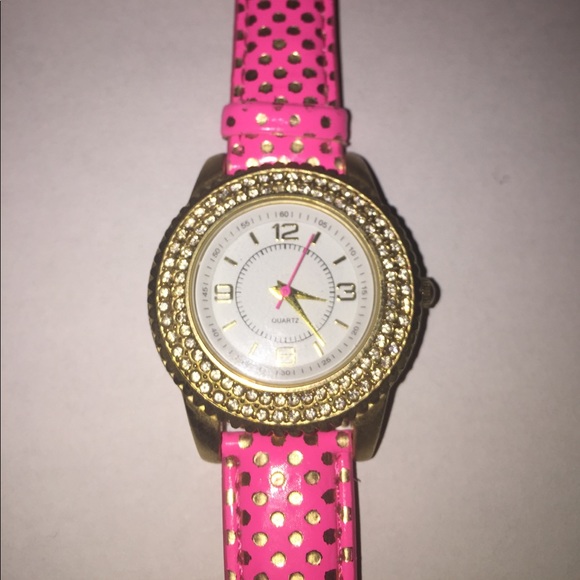 Pink and gold wrist watch💙💙💙💙💙💙💙💙💙💙💙💙 - Picture 2 of 3