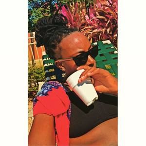 Meet your Posher, Renée