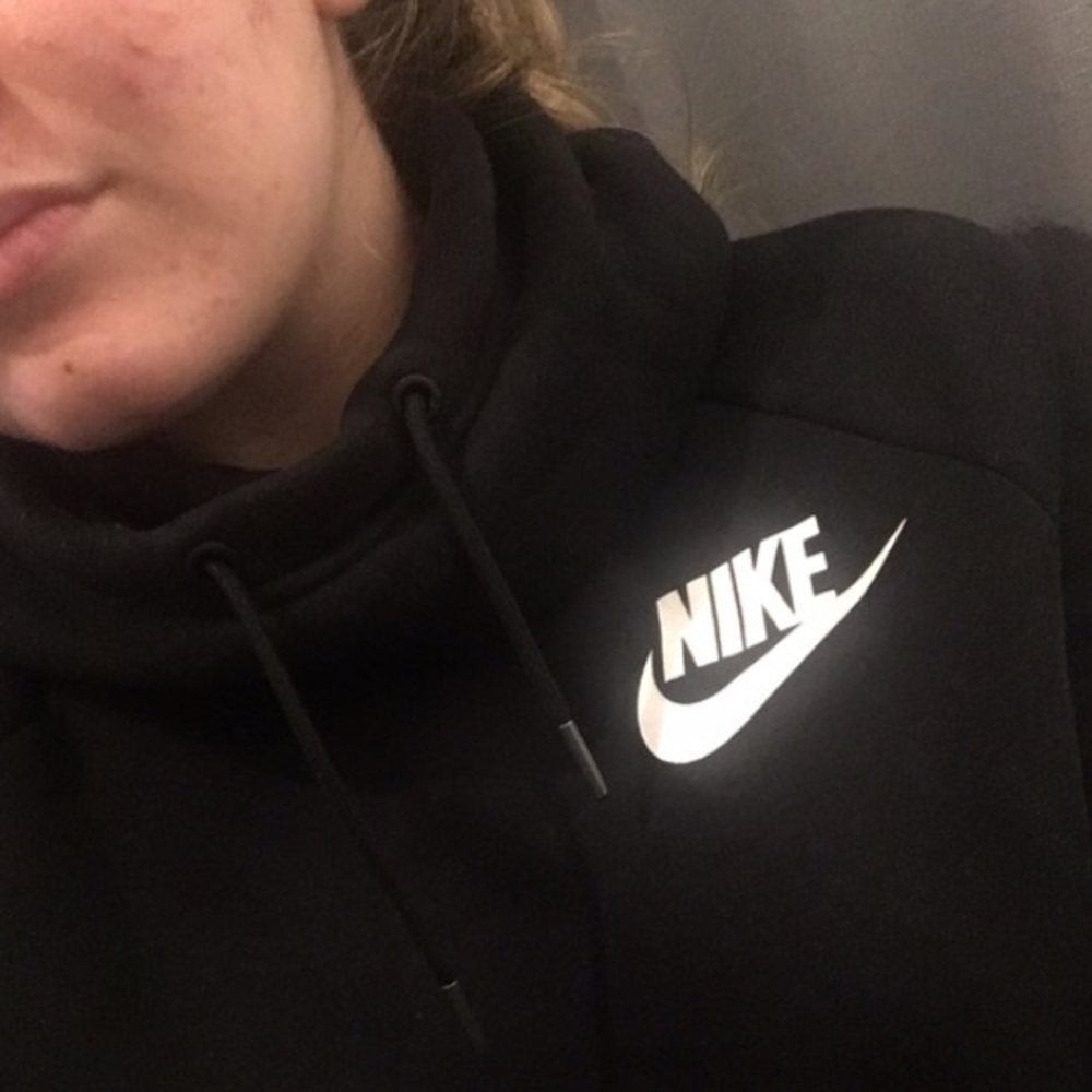 Black Nike pullover sweatshirt