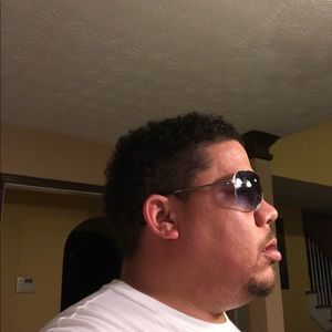 Meet your Posher, Aaron